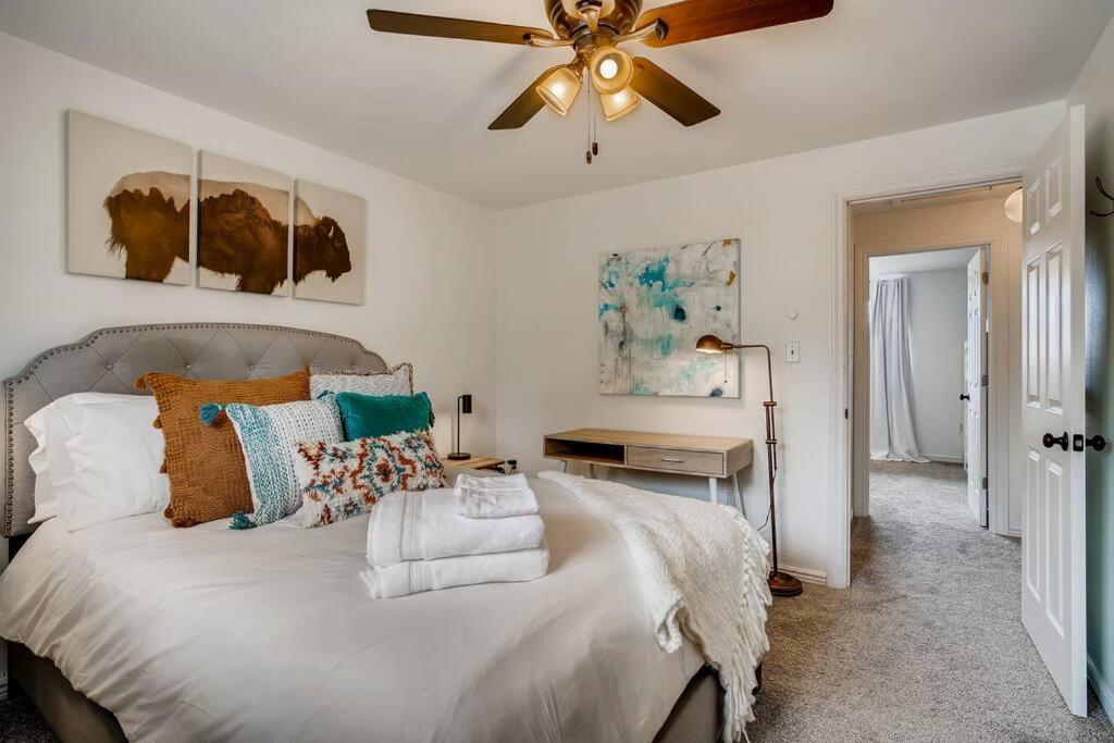 Family Townhome Near Mountains & Olde Town Arvada Exteriör bild